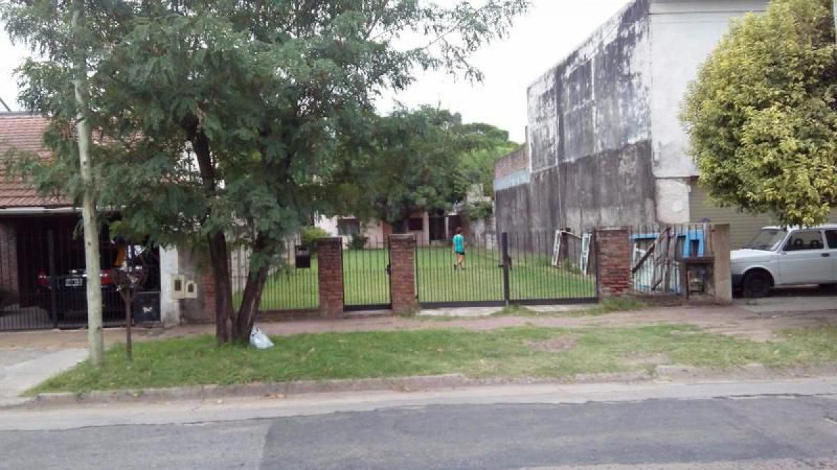  Land in Almirante Brown, Argentina No. 115106