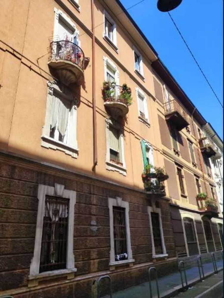 Квартира с 3 комнатами в Сесто Сан Джованни, Италия № 4615