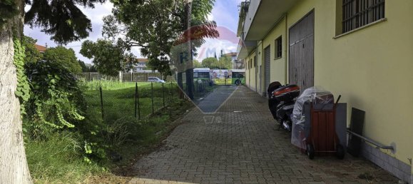 4 bedrooms House in Pescara, Italy No. 33786 19