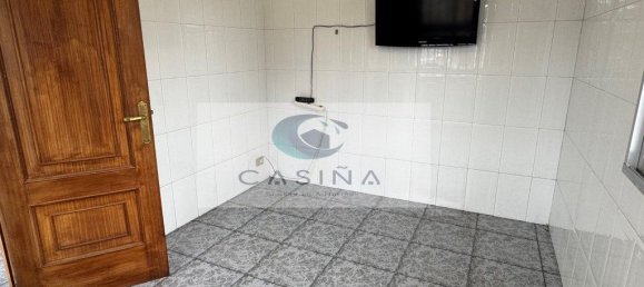 3 bedrooms House in Lugo, Spain No. 139848 2