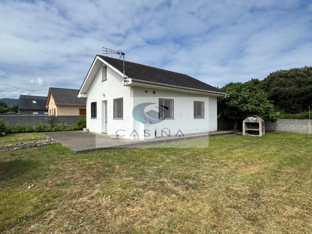 3 bedrooms House in Lugo, Spain No. 139848