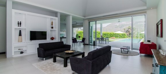 4 bedrooms Cafe / restaurant in Hua Hin, Thailand No. 7011 8