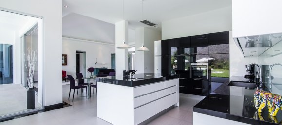 4 bedrooms Cafe / restaurant in Hua Hin, Thailand No. 7011 13