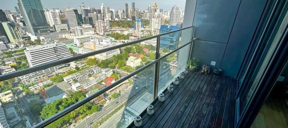 3 bedrooms Condo in Bangkok, Thailand No. 6358 2