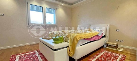 7 rooms Villa in Pordenone, Italy No. 37587 34