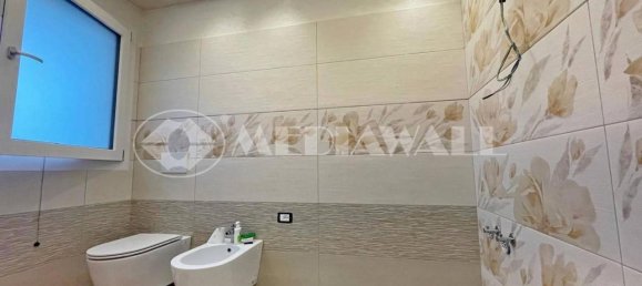 7 rooms Villa in Pordenone, Italy No. 37587 37