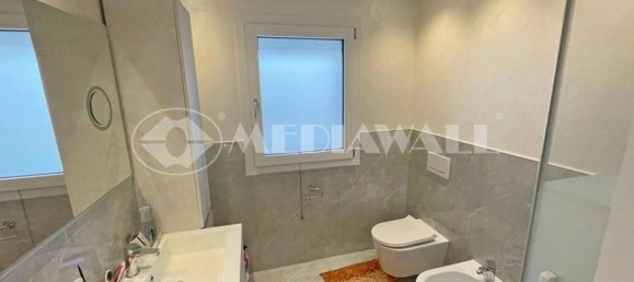 7 rooms Villa in Pordenone, Italy No. 37587 28