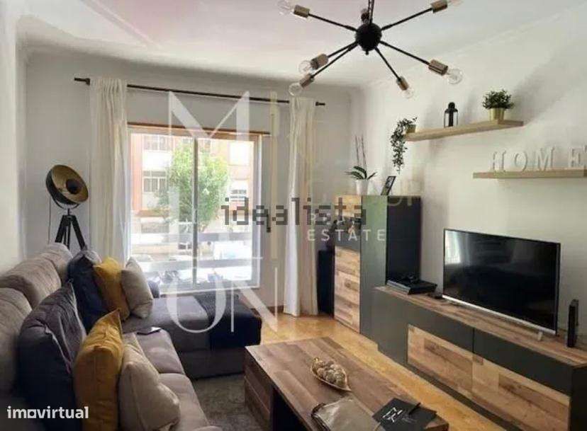 2 bedrooms Apartment in Rio de Mouro, Portugal No. 242791