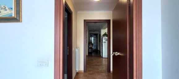 3 Schlafzimmer Villa in Sora, Italy, Nr. 55825 17