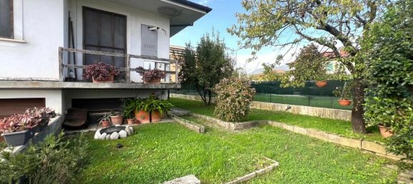 3 Schlafzimmer Villa in Sora, Italy, Nr. 55825 2