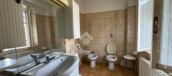 Дом с 5 комнатами в Сан Дзеноне аль По, Италия № 66413 18