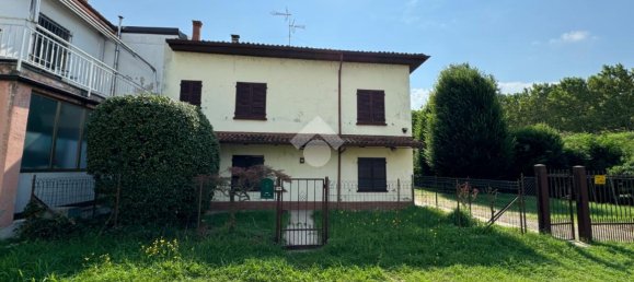 Дом с 5 комнатами в Сан Дзеноне аль По, Италия № 66413 5