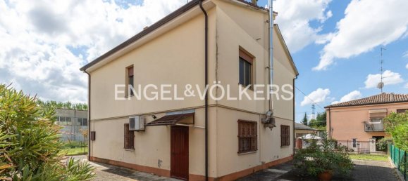 5 bedrooms Villa in Cento, Italy No. 303955 28