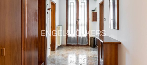 5 bedrooms Villa in Cento, Italy No. 303955 6
