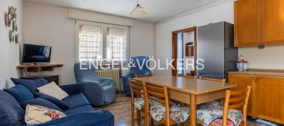 5 bedrooms Villa in Cento, Italy No. 303955 8