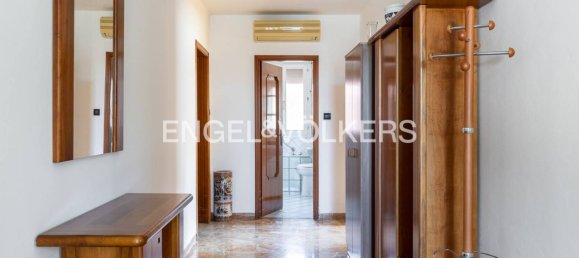 5 bedrooms Villa in Cento, Italy No. 303955 5
