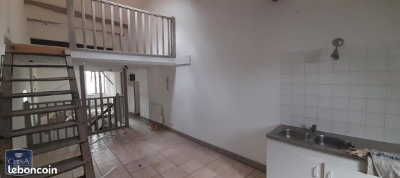 2 bedrooms Apartment in Tournus, France No. 353674 3