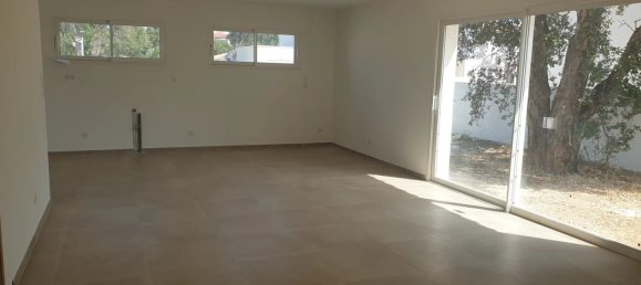 3 bedrooms House in Prunelli-di-Fiumorbo, France No. 257313 3