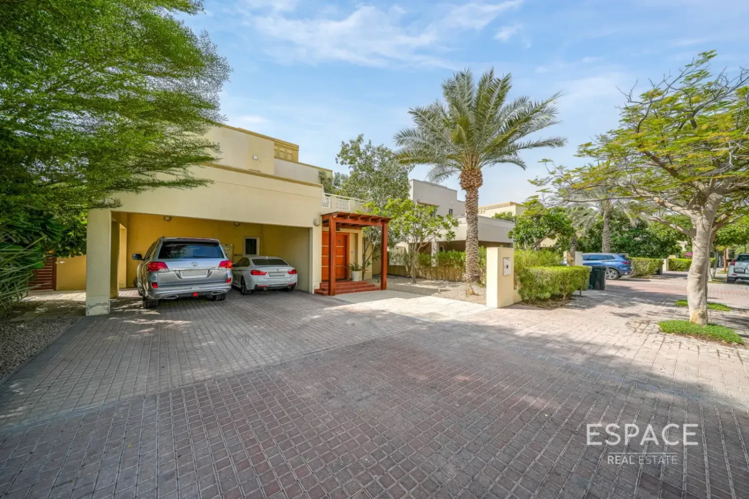 3 Schlafzimmer Villa in Meadows, UAE, Nr. 209157
