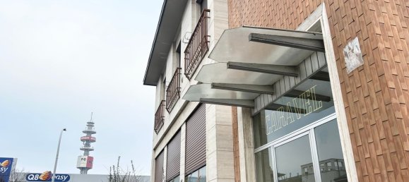 1037m² Warehouse in Pero, Italy No. 170439 3