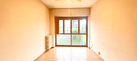 1037m² Warehouse in Pero, Italy No. 170439 7