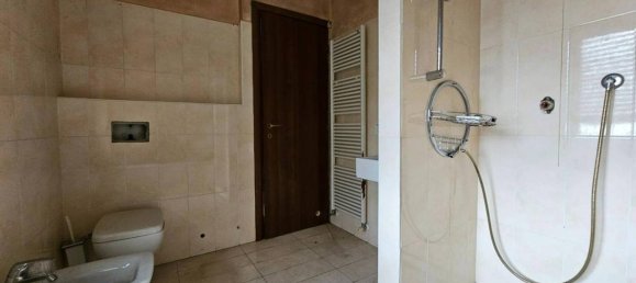 Villa de 8 habitaciónes en Sovere, Italy No. 42236 35