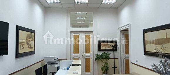 6 bedrooms Apartment in Naples, Italy No. 201806 25