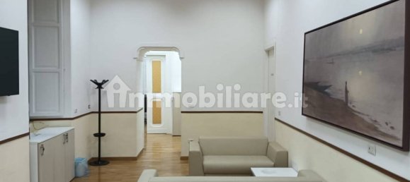 6 bedrooms Apartment in Naples, Italy No. 201806 11