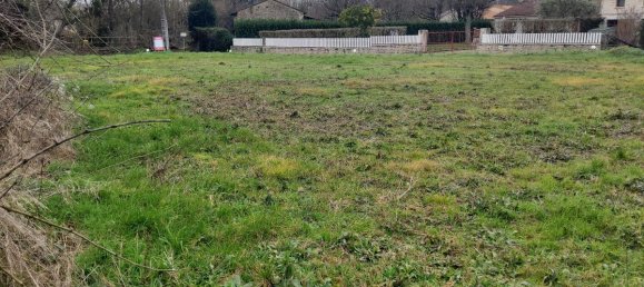 607m² Land in Celles-sur-Belle, France No. 102761 2