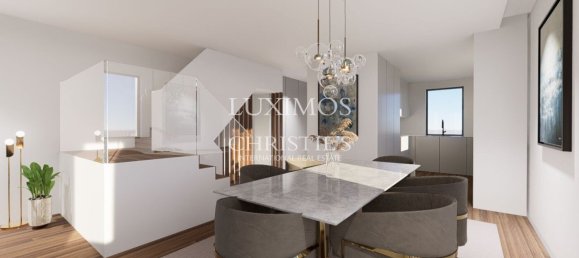 4 bedrooms Villa in Porto, Portugal No. 117686 10