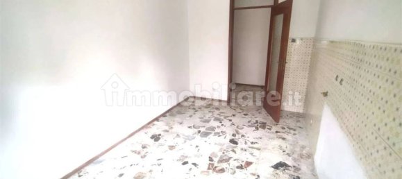2 bedrooms Apartment in Tortona, Italy No. 343182 6