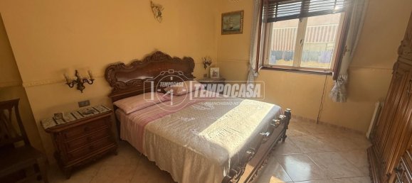 3 bedrooms Apartment in Giugliano in Campania, Italy No. 328687 2