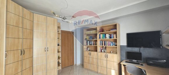 Квартира с 3 спальнями в Трани, Италия № 318665 17