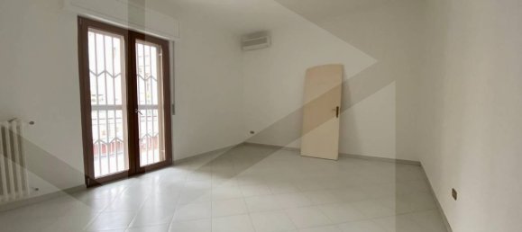 Apartamento de 5 divisões em Cerignola, Italy N.º 24939 11