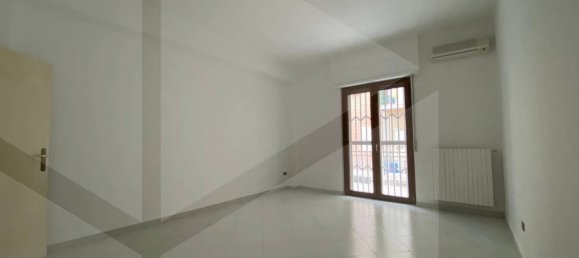 Apartamento de 5 divisões em Cerignola, Italy N.º 24939 7