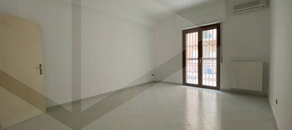 Apartamento de 5 divisões em Cerignola, Italy N.º 24939 6