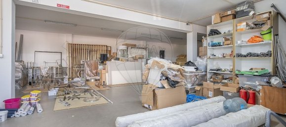1076m² Warehouse in Pacos de Ferreira, Portugal No. 52112 13