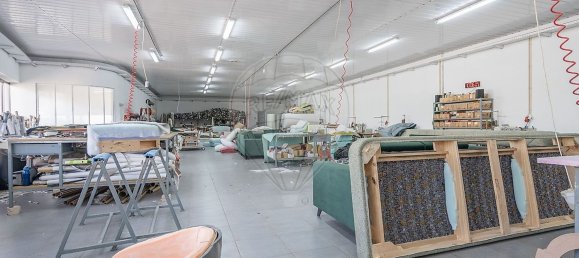 1076m² Warehouse in Pacos de Ferreira, Portugal No. 52112 21