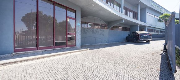 1076m² Warehouse in Pacos de Ferreira, Portugal No. 52112 28