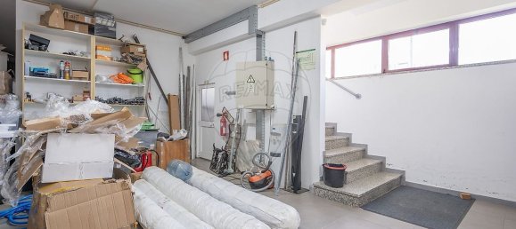 1076m² Warehouse in Pacos de Ferreira, Portugal No. 52112 19