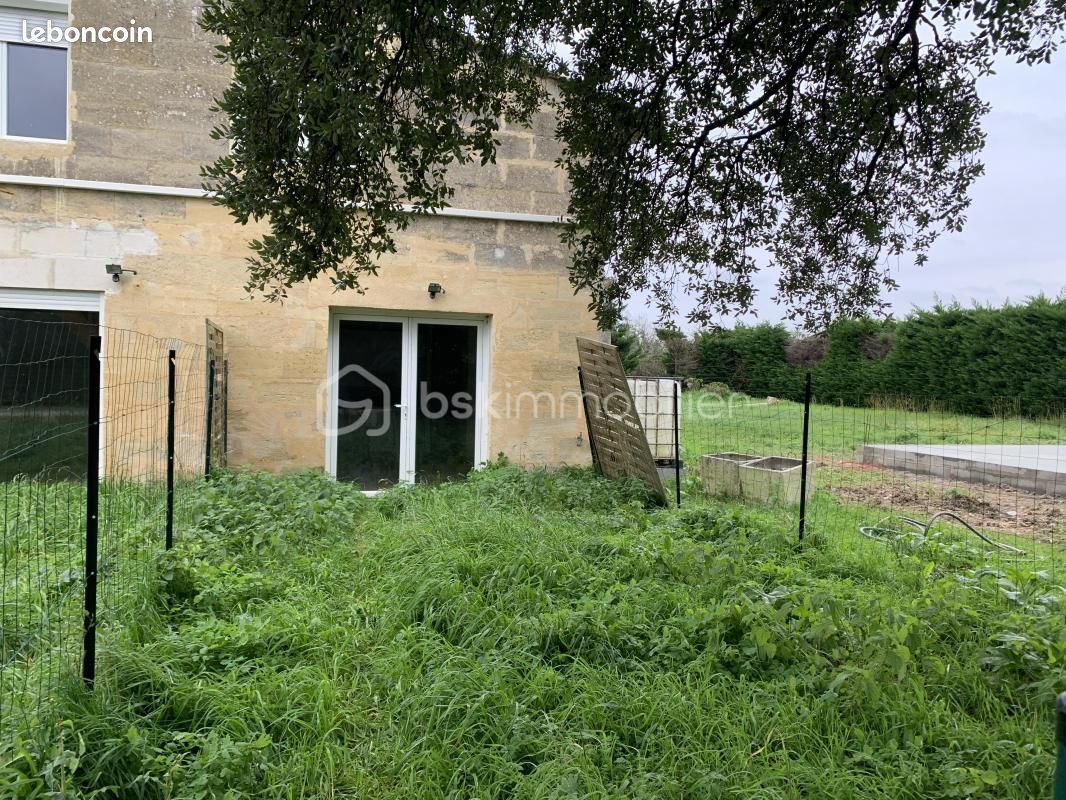 Duplex T1 em Coutras, France N.º 287766