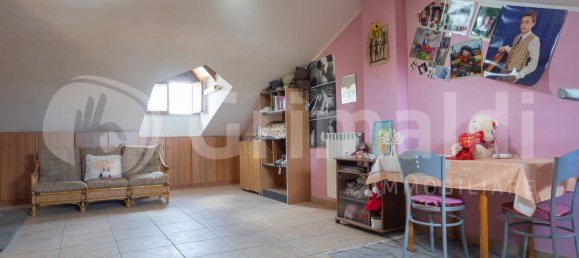 4 غرف نوم فيلا في Parete, Italy رقم 323027 24