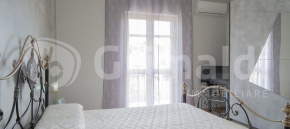 4 غرف نوم فيلا في Parete, Italy رقم 323027 16