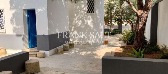 4 bedrooms Villa in Saint Paul's Bay, Malta No. 11147 16