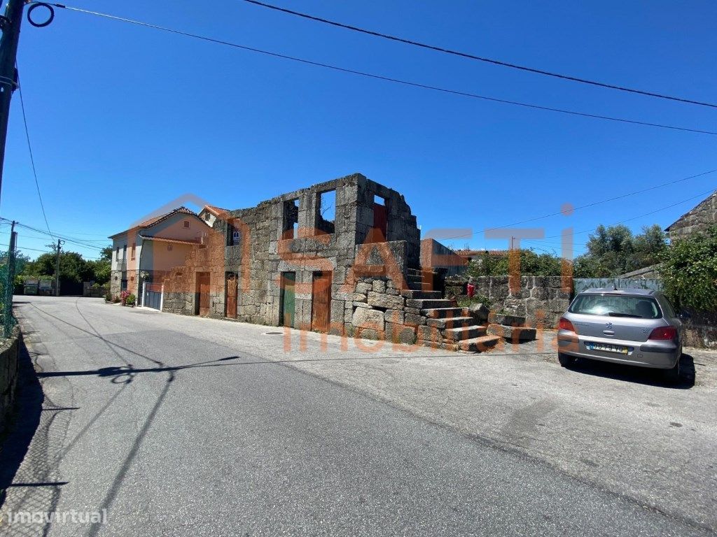 2 bedrooms House in Lajeosa do Dao, Portugal No. 211257