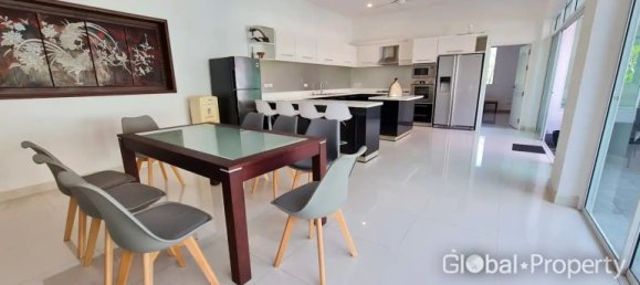 6 bedrooms Cafe / restaurant in Pattaya, Thailand No. 3682 24