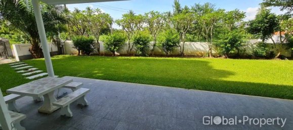 6 bedrooms Cafe / restaurant in Pattaya, Thailand No. 3682 2