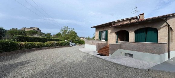 5غرفة فيلا في Siena, Italy رقم 159703 3