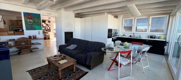 Ático de 3 habitaciónes en Trani, Italy No. 156482 12