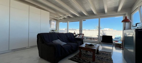 Ático de 3 habitaciónes en Trani, Italy No. 156482 16